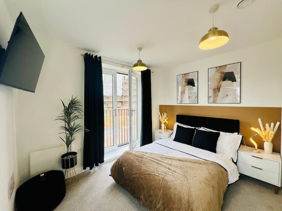 Hessian Lounge -Wyndale- Central 2Br W/Parking Бирмингем Экстерьер фото
