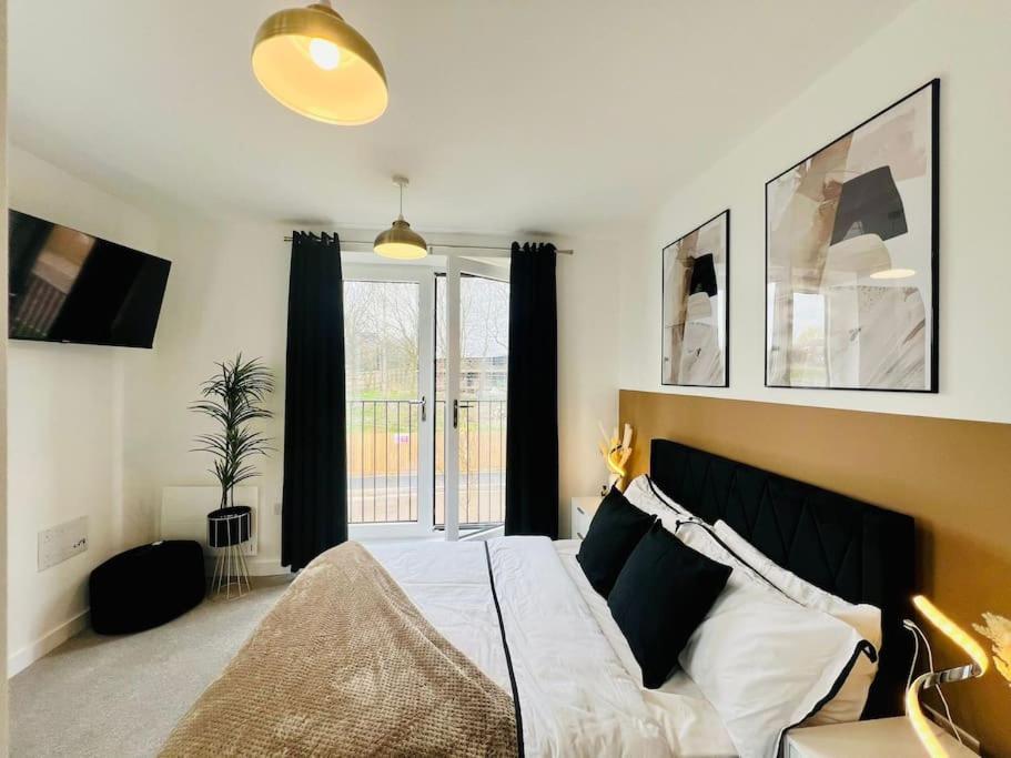 Hessian Lounge -Wyndale- Central 2Br W/Parking Бирмингем Экстерьер фото